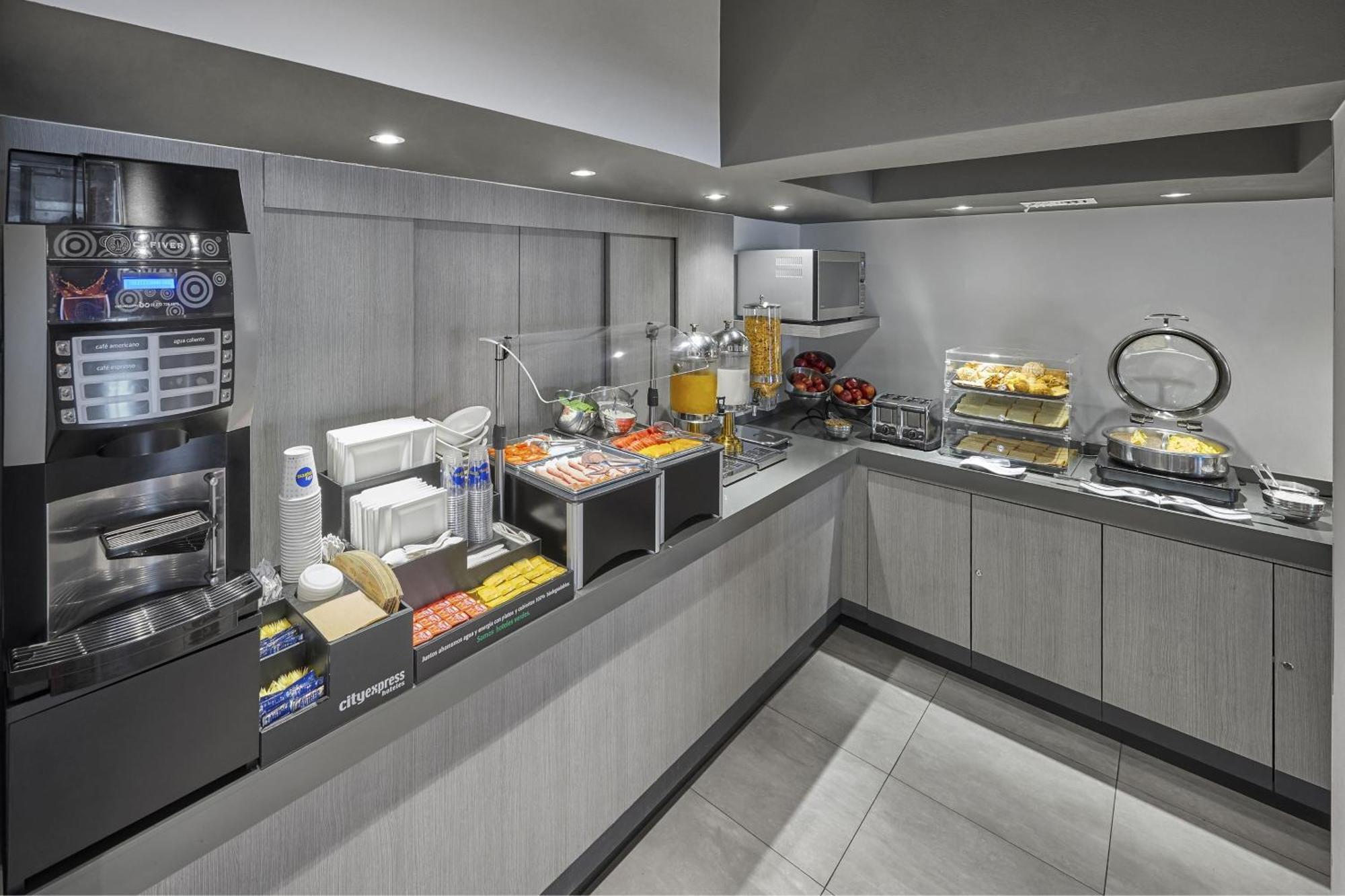 City Express Junior By Marriott Ciudad De Mexico Sullivan Экстерьер фото