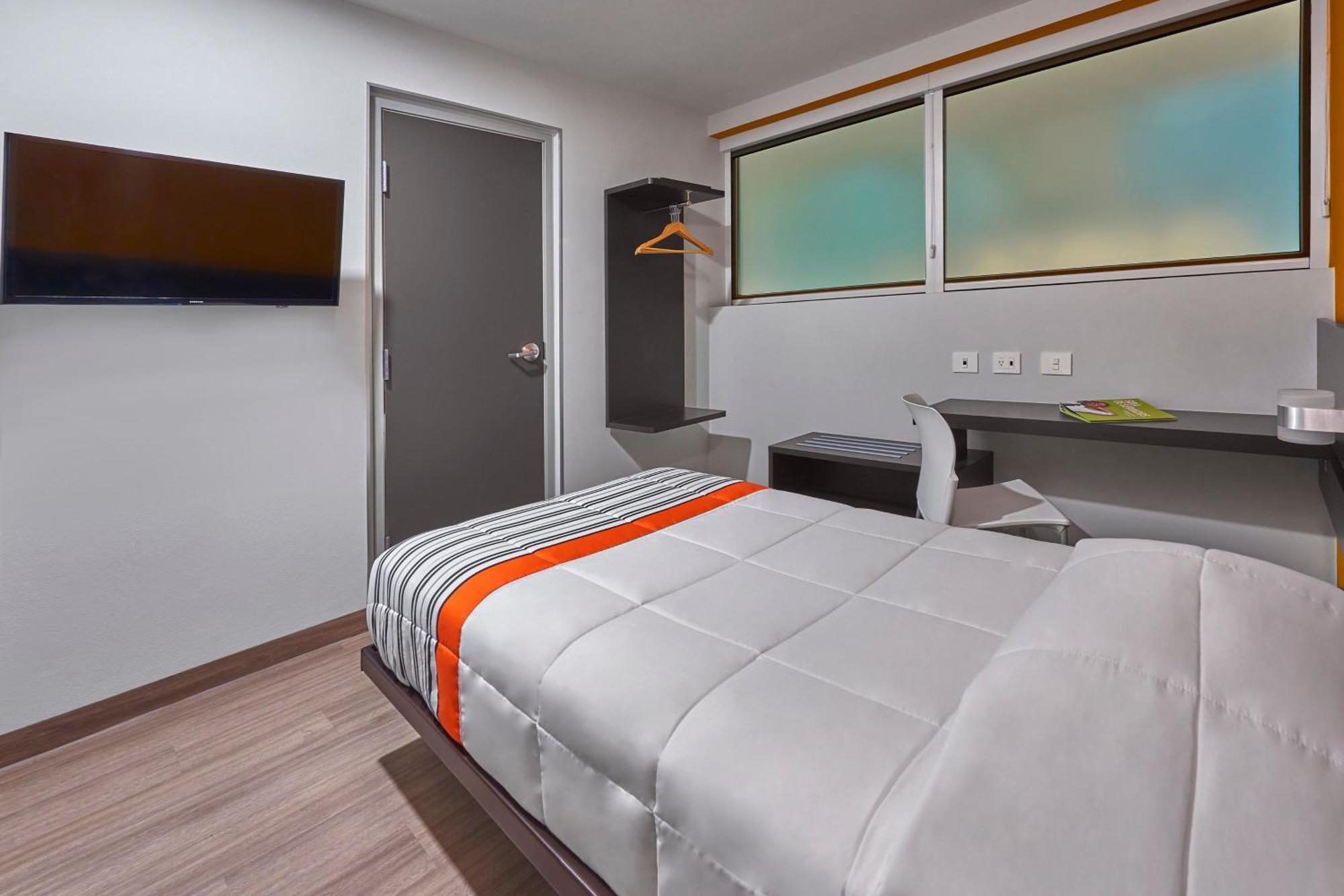 City Express Junior By Marriott Ciudad De Mexico Sullivan Экстерьер фото
