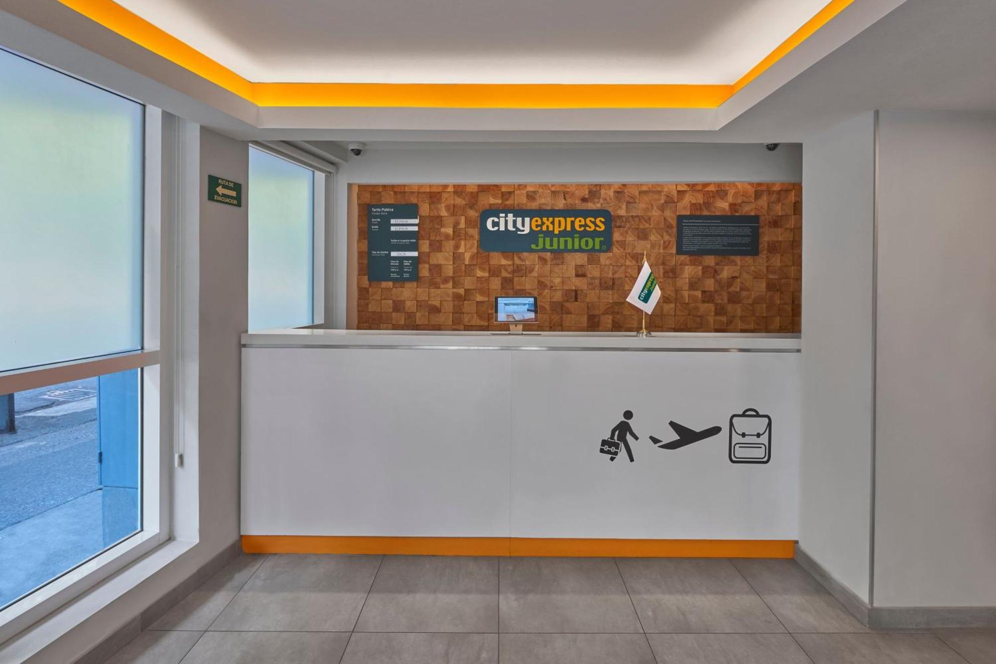 City Express Junior By Marriott Ciudad De Mexico Sullivan Экстерьер фото